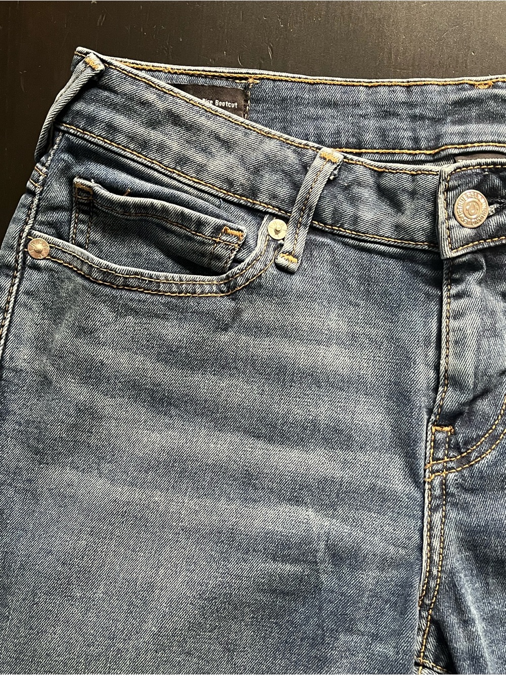 True Religion Becca Mid-Rise Blue Women's 28” Waist 28” Inseam Bootcut Jeans EUC - Picture 5 of 12
